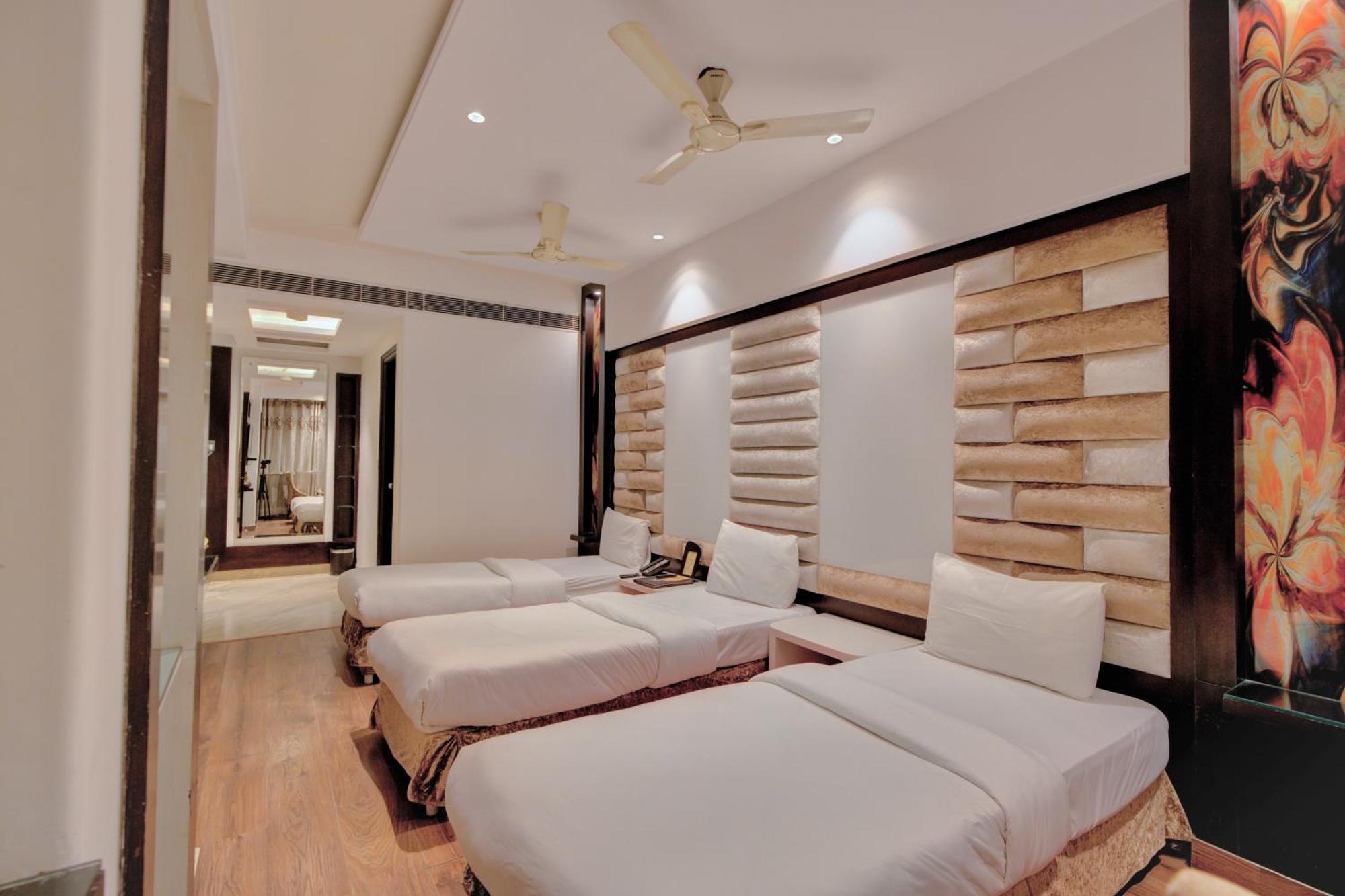 The Singh Empire, New Delhi Hotell Eksteriør bilde