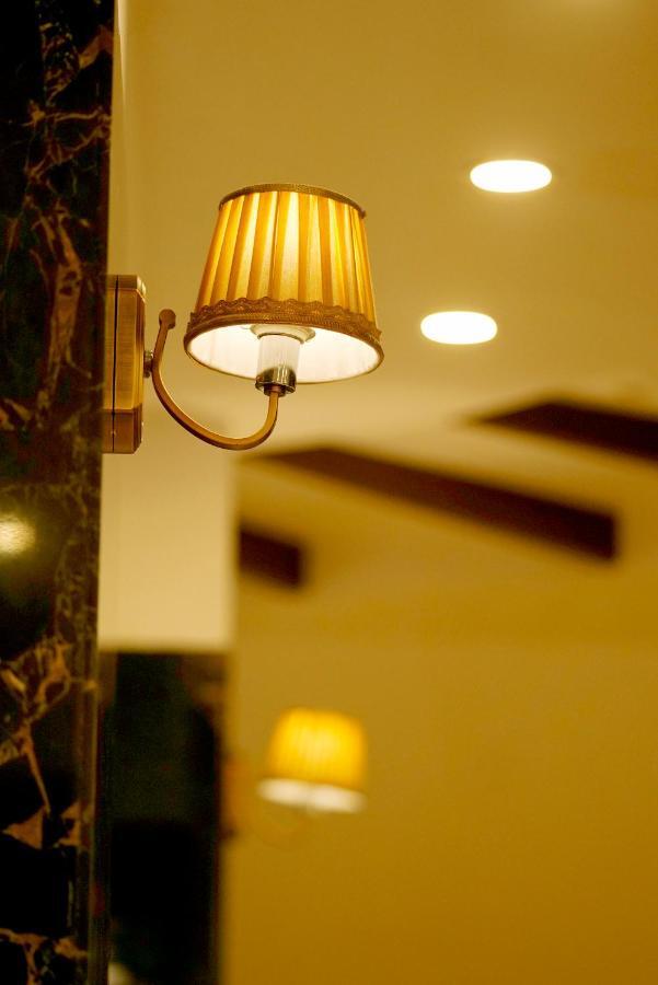 The Singh Empire, New Delhi Hotell Eksteriør bilde